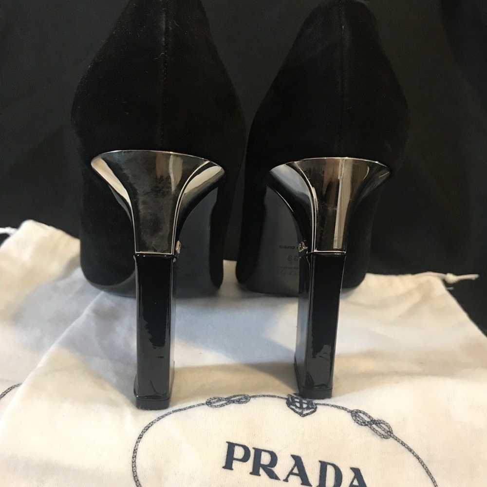 PRADA~ Suede & Patent Leather Heels~Size 39/8.5 with Silver Hardware~ - Picture 2 of 7